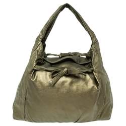 مملوكة مسبقًا حقيبة هوبو غوتشي هيستيريا جلد أخضر ميتالك