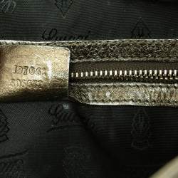 مملوكة مسبقًا حقيبة هوبو غوتشي هيستيريا جلد أخضر ميتالك