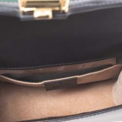 Pre Owned حقيبة كروس غوتشي سيلفي جلد أسود بنمط ويب بسلسلة صغيرة