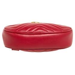 مملوكة مسبقًا حقيبة حزام غوتشي جي جي مارمونت جلد ماتيلاس أحمر