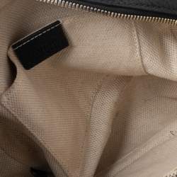 مملوكة مسبقًا حقيبة كتف غوتشي سوهو ديسكو جلد أسود لامع صغيرة