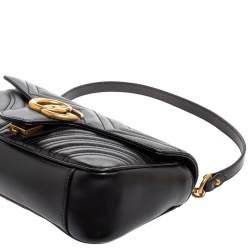 مملوكة مسبقًا حقيبة كتف غوتشي جلد ماتيلاس أسود مارمونت جي جي صغيرة