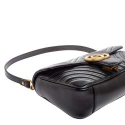 مملوكة مسبقًا حقيبة كتف غوتشي جلد ماتيلاس أسود مارمونت جي جي صغيرة