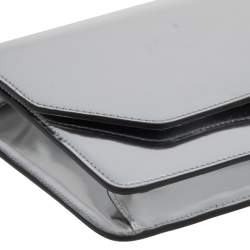 Pre Owned Gucci Metallic Silver Leather 58 Clutch