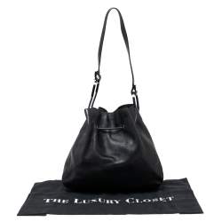 Pre Owned Gucci Black Leather Drawstring Bucket Bag