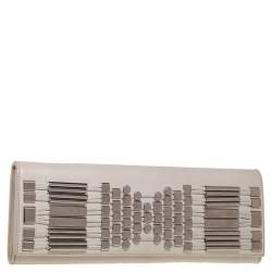 مملوكة مسبقًا Gucci White Leather Studded Long Clutch