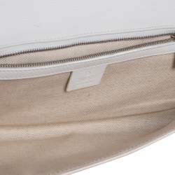 مملوكة مسبقًا Gucci White Leather Studded Long Clutch