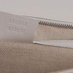 مملوكة مسبقًا Gucci White Leather Studded Long Clutch