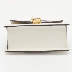 مملوكة مسبقًا Gucci Off White Leather Mini Web Chain Sylvie Top Handle Bag