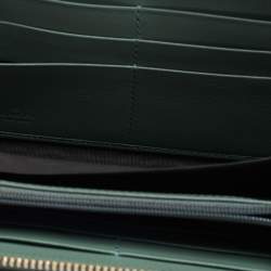 Pre Owned Gucci Green Microguccissima Patent Leather Zip Around Wallet 