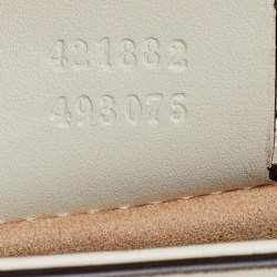 مملوكة مسبقًا حقيبة كتف غوتشي سيلفي جلد أوف وايت صغيرة