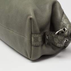 Pre Owned Gucci Grey Leather Medium Bamboo Bar Shoulder Bag