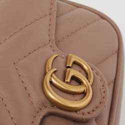 مملوكة مسبقًا Gucci Beige Matelassé Leather GG Marmont Coin Purse with Chain