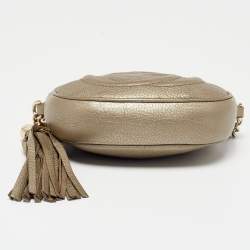 Pre Owned حقيبة كروس غوتشي ميني سوهو ديسكو جلد ميتالك بيج بسلسلة