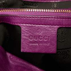 مملوكة مسبقًا حقيبة هوبو غوتشي هيستريا جلد بنفسجي لامع