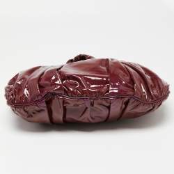 مملوكة مسبقًا حقيبة هوبو غوتشي هيستريا جلد بنفسجي لامع