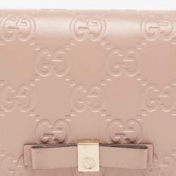 مملوكة مسبقًا Gucci Dusty Pink Guccissima Leather Bow Card Case