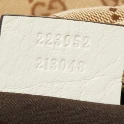 مملوكة مسبقًا حقيبة هوبو غوتشي جلد وكانفاس جي جي أبيض/بيج مزينة حرف جي متداخل