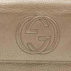 Pre Owned Gucci Metallic Beige Leather Soho Flap Continental Wallet