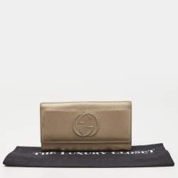 Pre Owned Gucci Metallic Beige Leather Soho Flap Continental Wallet