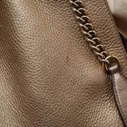 Pre Owned Gucci Light Gold Leather Medium Soho Chain Tote