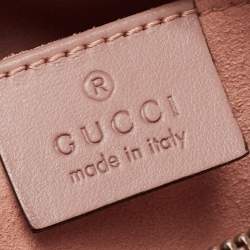 مملوكة مسبقًا حقيبة كاميرا غوتشي جي جي مارمونت جلد بيج مبطن صغيرة