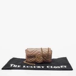 مملوك ة مسبقًا حقيبة كتف غوتشي جي جي مارمونت جلد ماتيلاس بيج صغيرة جداً