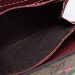 مملوكة مسبقًا محفظة كونتيننتال غوتشي كانفاس جي جي سوبريم متعدد الألوان مورد