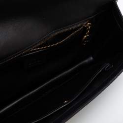 Pre Owned Gucci Multicolor Holographic Crackled Leather Heartbeat Clutch