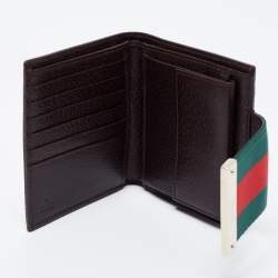 مملوكة مسبقًا Gucci Beige/Brown GG Canvas and Leather Web French Wallet