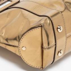 مملوكة مسبقًا Gucci Gold Laminated Leather Vanity Tote
