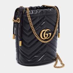Pre Owned Gucci Black Matelassé Leather Mini GG Marmont Bucket Bag      