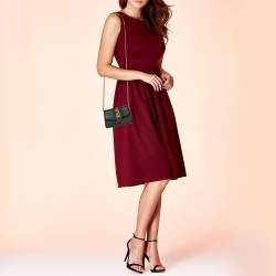 مملوكة مسبقًا حقيبة كتف غوتشي سوبر ميني سيلفي جلد أسود