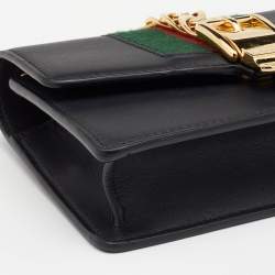 مملوكة مسبقًا حقيبة كتف غوتشي سوبر ميني سيلفي جلد أسود