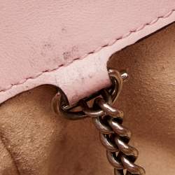 مملوكة مسبقًا حقيبة كتف غوتشي جي جي مارمونت جلد ماتيلاس وردي صغيرة جداً