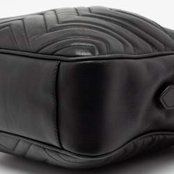 مملوكة مسبقًا Gucci Black Matelassé Leather Medium GG Marmont Camera Bag