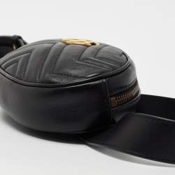 مملوكة مسبقًا حقيبة خصر غوتشي جي جي مارمونت جلد أسود مبطنن 