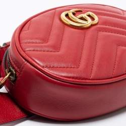 Pre Owned Gucci Red Matelassé Leather GG Marmont Belt Bag