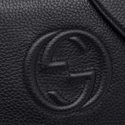 مملوكة مسبقًا Gucci Black Pebbled Leather Soho Wallet On Chain