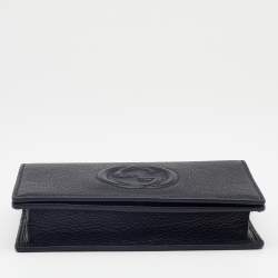 مملوكة مسبقًا Gucci Black Pebbled Leather Soho Wallet On Chain