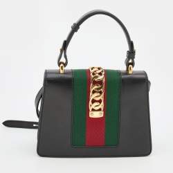 Pre Owned Gucci Black Leather Mini Sylvie Top Handle Bag