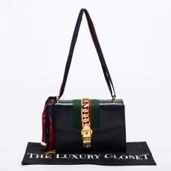 Pre Owned Gucci Black Leather Sylvie Shoulder Bag