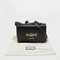 مملوكة مسبقًا Gucci Black Grained Leather Small Zumi Crossbody bag