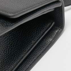 مملوكة مسبقًا Gucci Black Grained Leather Small Zumi Crossbody bag