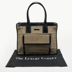 مملوكة مسبقًا Gucci Black Canvas and Patent Leather Front Pocket Tote