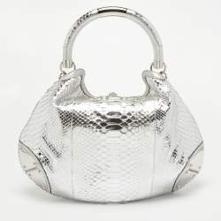 مملوكة مسبقًا حقيبة هوبو غوتشي بابوسكا إندي جلد سوداء كبيرة