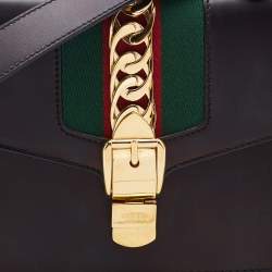Pre Owned Gucci Black Leather Small Web Sylvie Flap Shoulder Bag