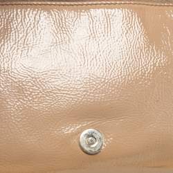 Pre Owned Gucci Beige Patent Leather Soho Flap Shoulder Bag