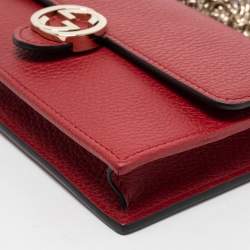Pre Owned Gucci Red Leather Interlocking G Flap Chain Clutch 