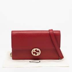 Pre Owned Gucci Red Leather Interlocking G Flap Chain Clutch 